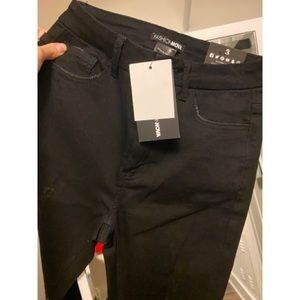 Women black jeans